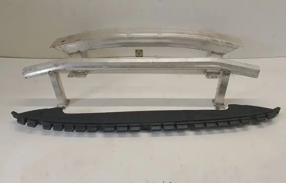 Audi e-tron Front bumper cross member 4KE807109 4KE807093 4KE807549