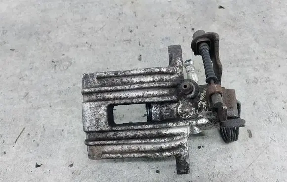 Skoda Superb B5 (3U) Rear brake caliper 