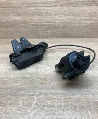 BMW 3 E90 E91 Tailgate/trunk/boot lock/catch/latch 7840617 7167321