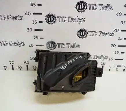 Seat Ibiza III (6L) Air filter box 03G133835B