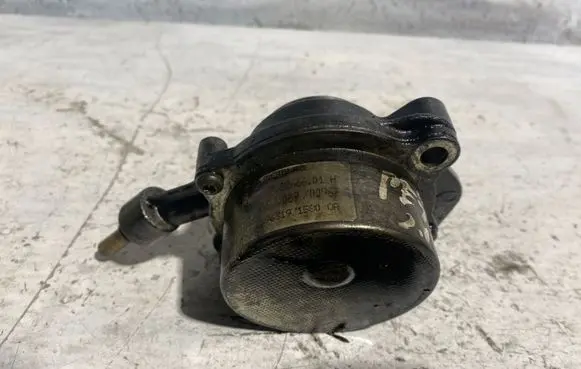 Vacuum pump