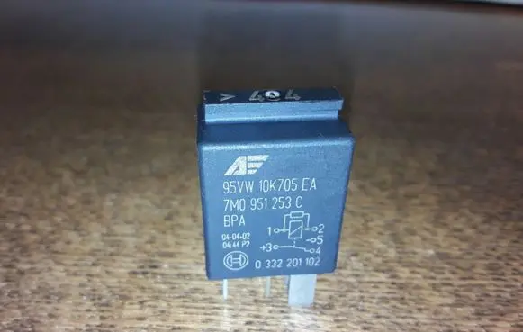 Volkswagen Sharan Other relay 7M0951253C 95VW10K705EA