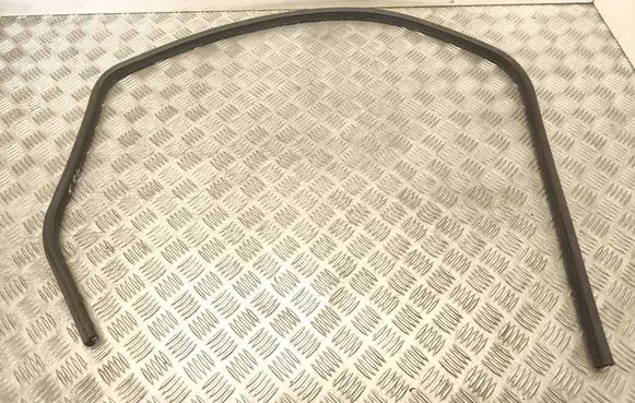Chrysler Grand Voyager V Rear door rubber seal (on body) 