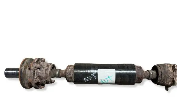 Mitsubishi Pajero Rear driveshaft/prop shaft MR498