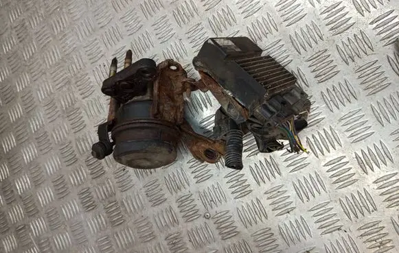 Toyota Avensis T250 Fuel injection control unit/module 8987120050 1310001260