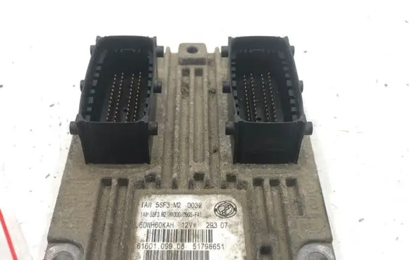 Fiat Grande Punto Engine control unit/module ECU 51798651