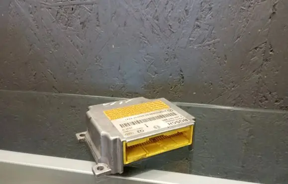 Mercedes-Benz E W211 Airbag control unit/module 2118702626 0285001880