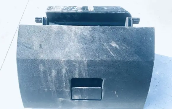 Ford Fiesta Glove box 6s6t14k016aa 6s6t-14k016-aa