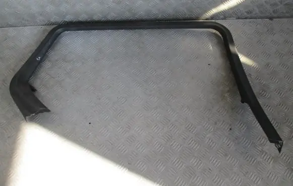 Opel Insignia A Front door rubber seal 22842326