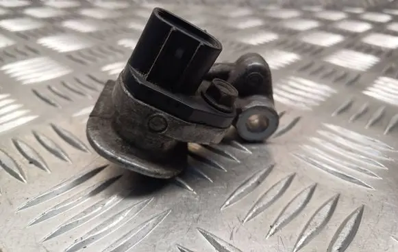Opel Meriva A Crankshaft position sensor 8973216200 8973227680