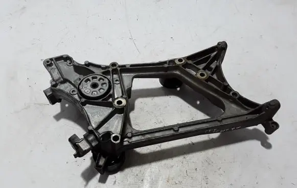 Mercedes-Benz E C207 W207 Generator/alternator bracket A6512011109