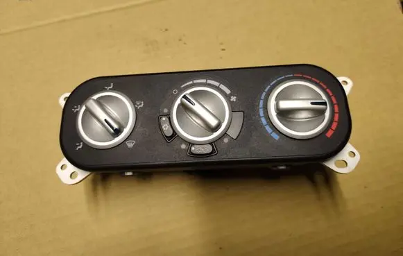 Chrysler PT Cruiser Climate control unit P55111844AG