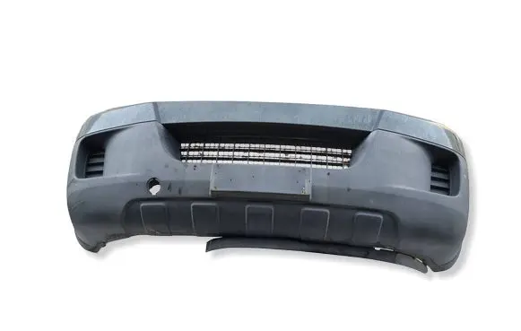 Iveco Daily 35.8 - 9 Front bumper 