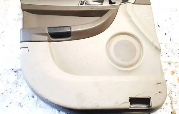 Chrysler Pacifica Front door card panel trim lp000045349 11006b