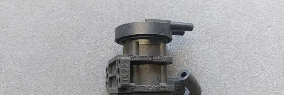 Volvo S40, V40 Turbo solenoid valve 7700874764