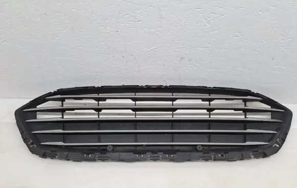 Ford Focus Front bumper upper radiator grill JX7B80436A