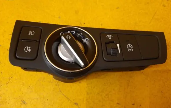 Hyundai i40 Light switch