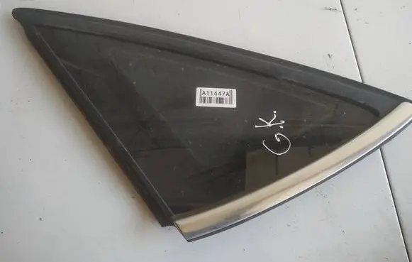 Ford Mondeo MK IV Rear side window AS2