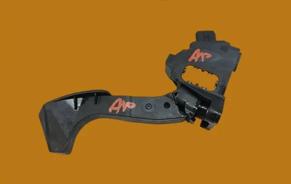 Toyota Corolla E210 E21 Accelerator throttle pedal 78110-0W040