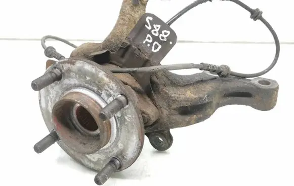 Front wheel hub spindle knuckle