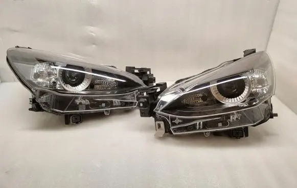 Mazda 2 Headlight/headlamp