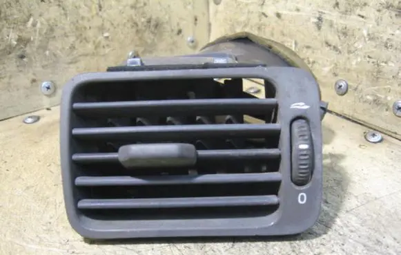 Volvo S80 Dashboard side air vent grill/cover trim 3409353