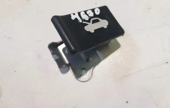 Honda FR-V Engine bonnet (hood) release handle