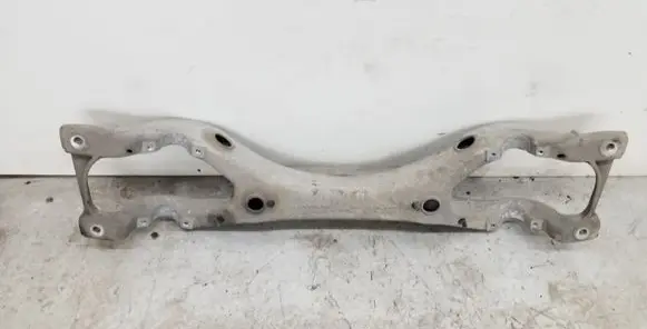 Audi Q7 4L Front shock absorber mounting bracket 7L8512369