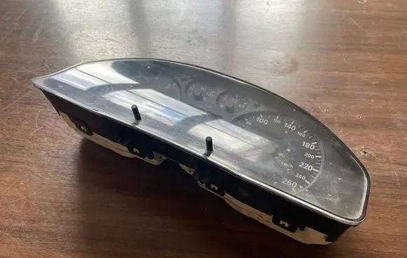 Audi A4 S4 B5 8D Speedometer (instrument cluster)