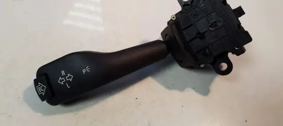 BMW 3 E46 Indicator stalk 8363668 01104010