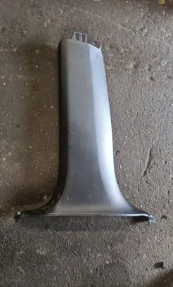 BMW X5 F15 (D) pillar trim (bottom) 19184810