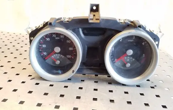 Renault Megane II Speedometer (instrument cluster) 8200399702D