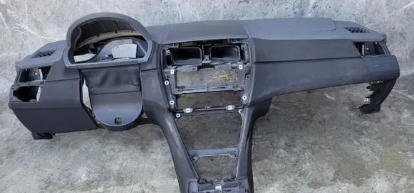 BMW X3 E83 Dashboard 