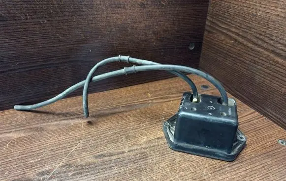 Vacuum air tank