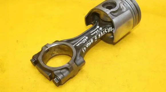 Renault Master II Piston with connecting rod 91612