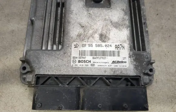 Opel Astra H Engine control unit/module 55585024 55579447 0281018769