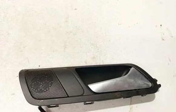 Volkswagen PASSAT B6 Rear door interior handle 3c4839114