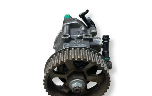 Renault Kangoo I Fuel injection high pressure pump R9042A041A 8200423059