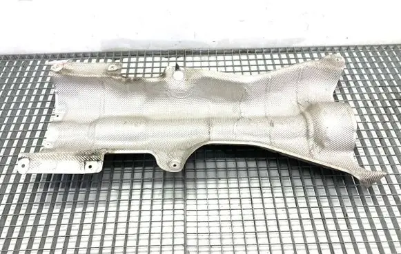 BMW 5 G30 G31 G38 Exhaust heat shield 7375951