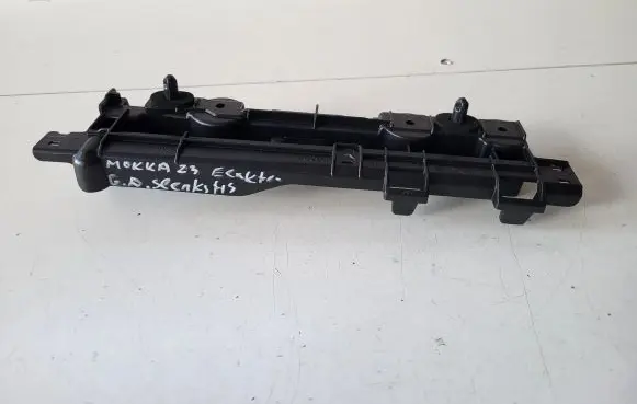 Opel Mokka B Other interior part 9830507880