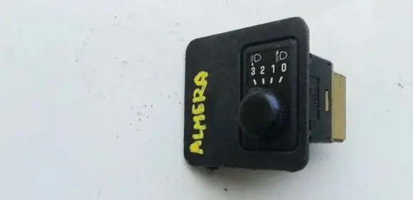 Nissan Almera Headlight level height control switch