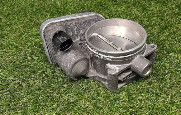 BMW 7 E65 E66 Throttle valve 7535308 1354753530802 A2C53063524
