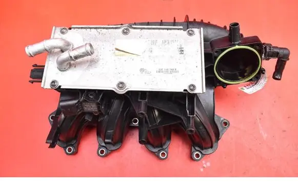 Skoda Fabia Mk2 (5J) Intake manifold 03F145749B