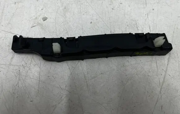 Hyundai i20 (PB PBT) Front bumper mounting bracket 865141J000