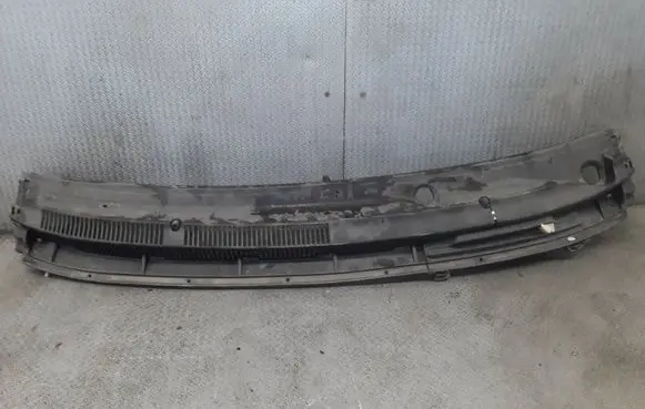 Toyota Yaris Wiper trim 5578352220