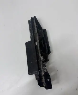 Audi A4 S4 B7 8E 8H Battery bracket 8E1805229A