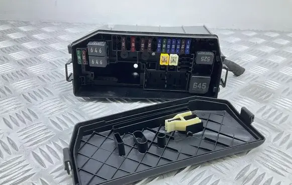Skoda Kamiq Fuse box set 2Q0927165A 2Q0937132A