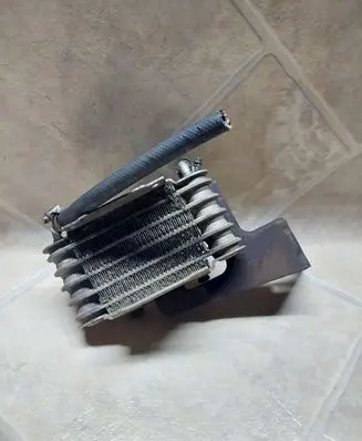 BMW 5 E39 Engine oil radiator 129623000 13322247411