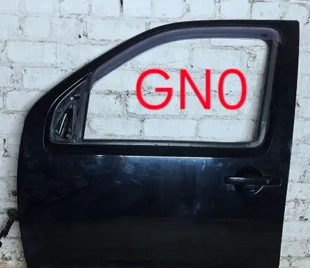 Nissan Pathfinder R51 Front door
