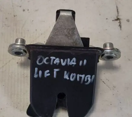 Skoda Octavia Mk2 (1Z) Tailgate/trunk/boot lock/catch/latch 1Z5827501E